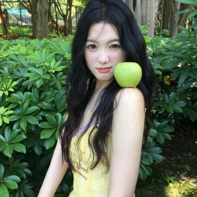 手足三人组